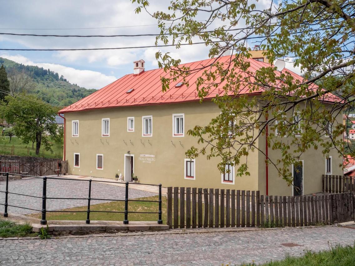 Banská ŠtiavnicaFrauenberg公寓 外观 照片